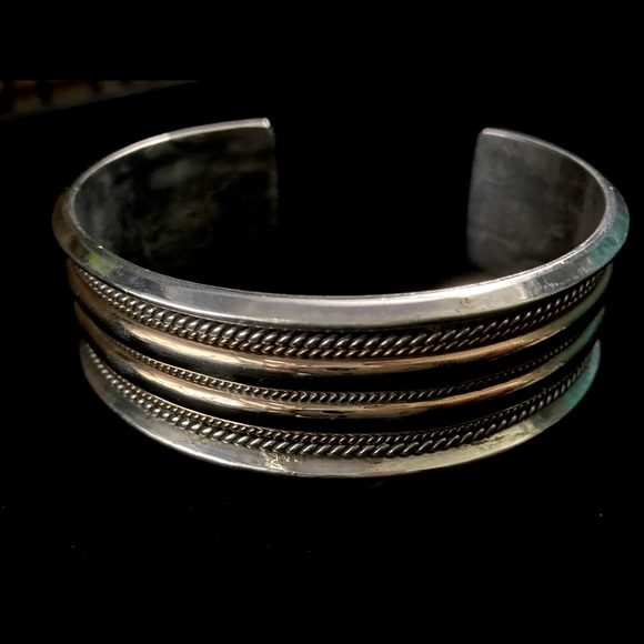 Vintage Signed Heavy Navajo Native American Twisted Rope Cuff Bracelet 7" - Picture 2 of 15